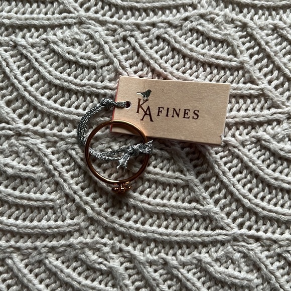 🌸 Kirstin Ash Hibiscus Ring - Picture 3 of 5